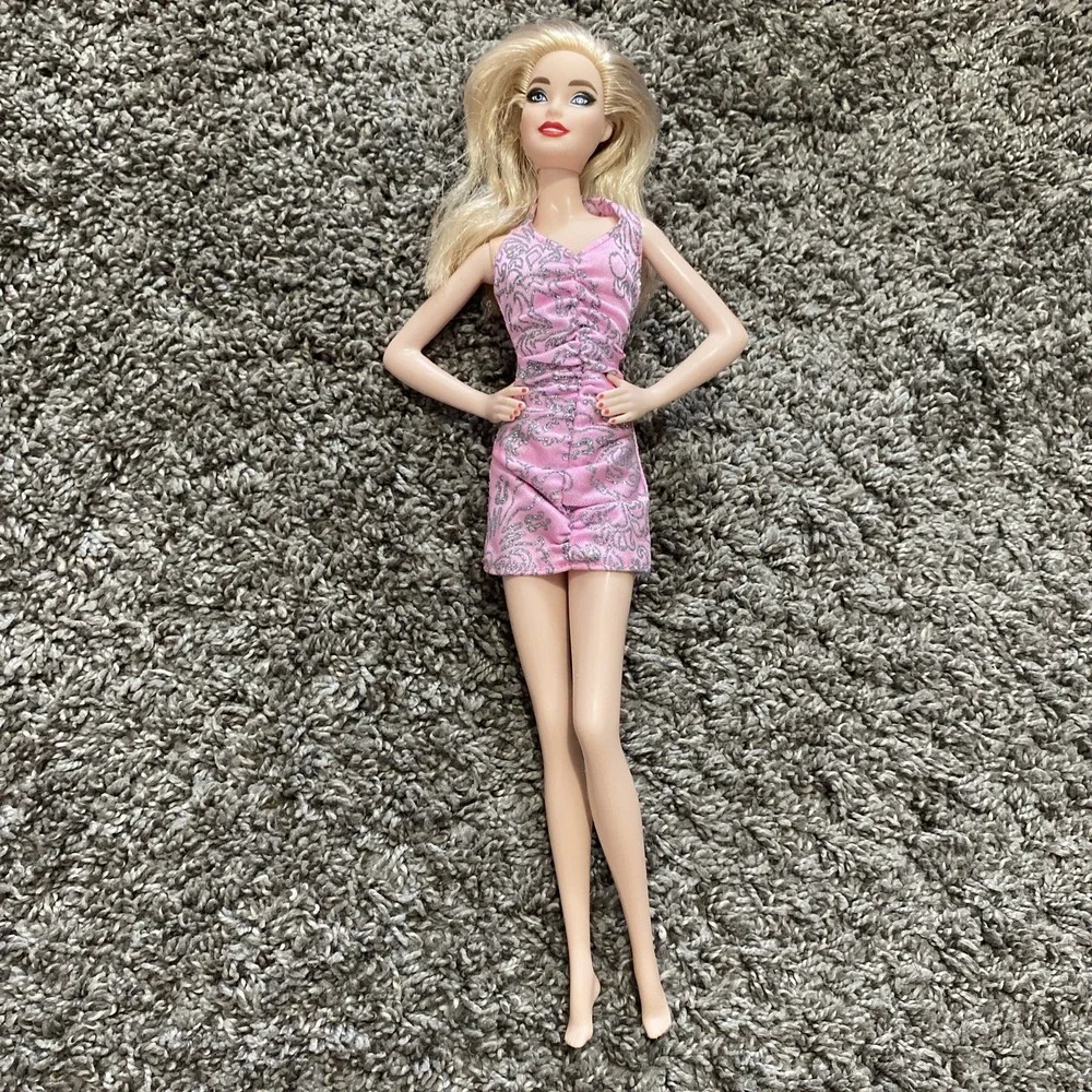 Model Muse Holiday 2023 Barbie Doll With Sparkling Pink Evening Gown